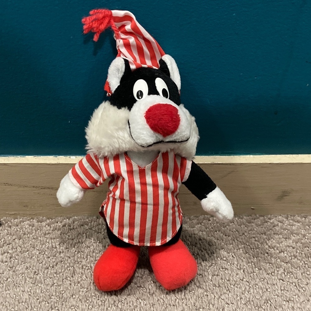 Vintage 1992 Sylvester the cat Striped Plush Toy with Red Hat Christmas